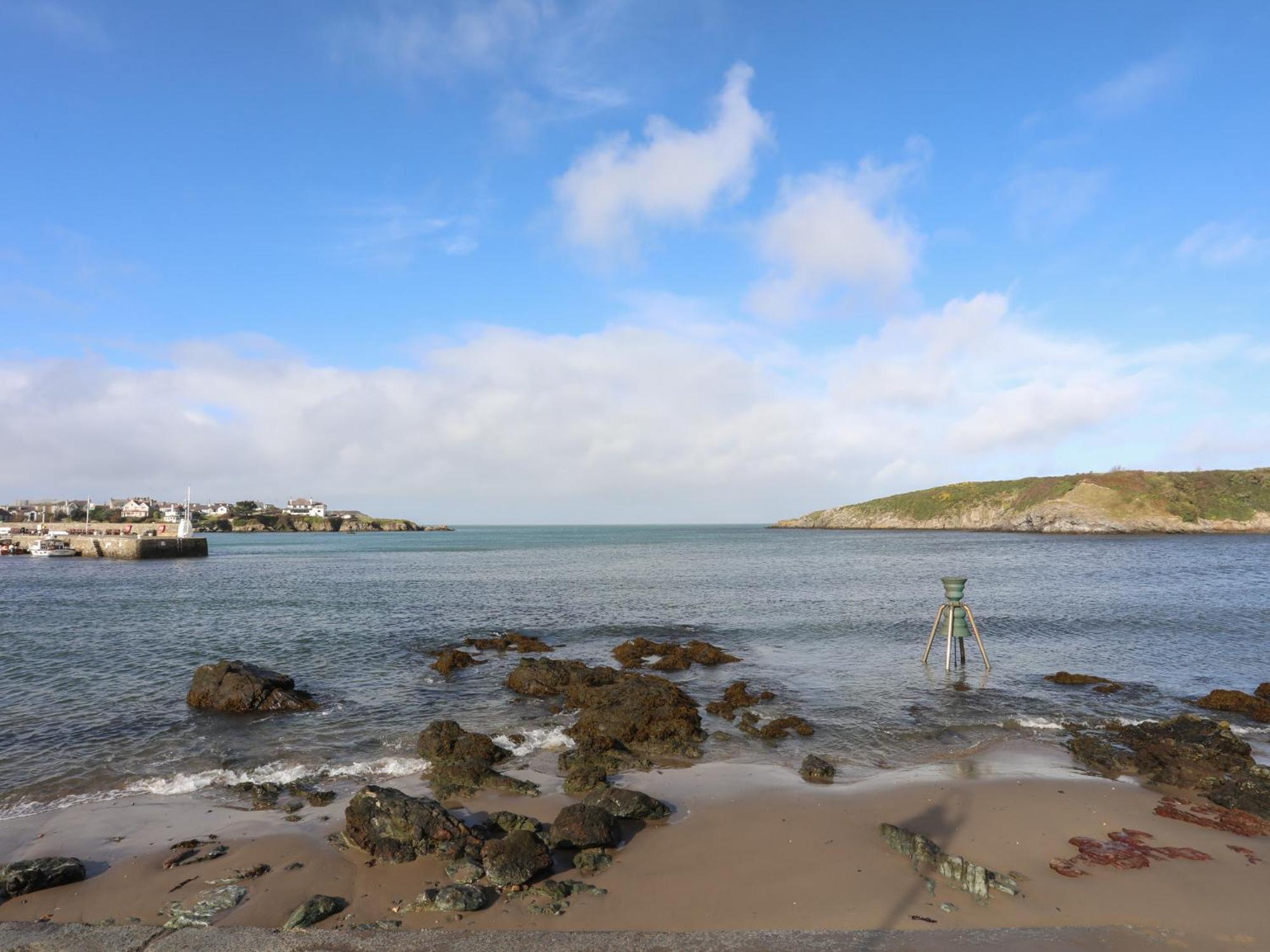 The Studio The Old Post Office Cemaes Bay Exterior photo